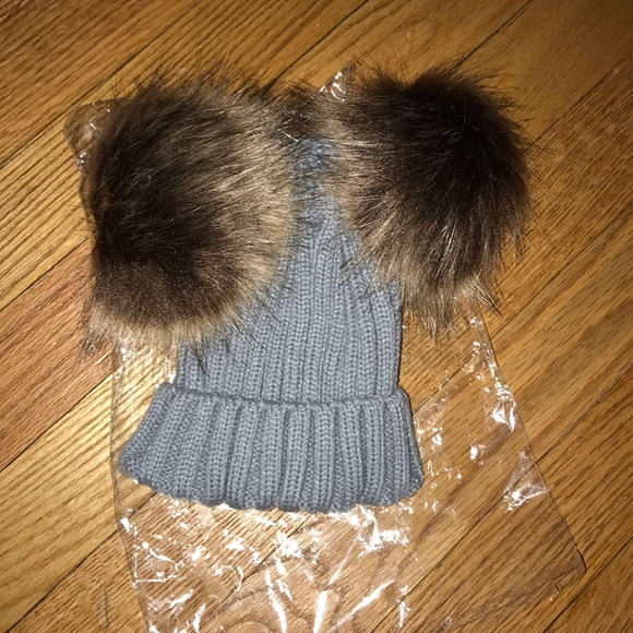 Other - NEW HAT: Winter knitted beanie with Faux Fur Poms